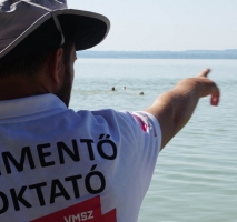 Nyíltvízi vízimentő Nyíltvízi vízimentő